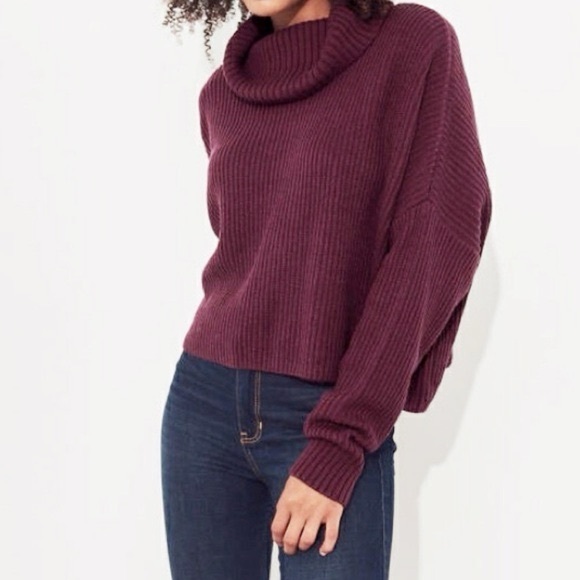 Hollister Sweaters - Hollister Co turtleneck Women's Ribbed Sweater - Burgundy/ Maroon